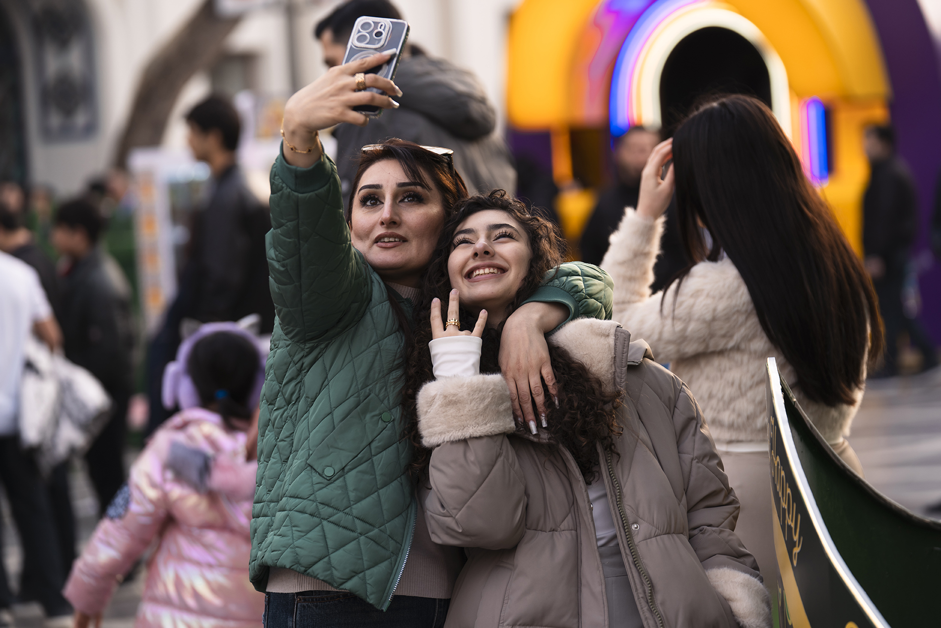 “Torpaq Əlimdə, Bahar Ürəyimdə” 2026 charity fair